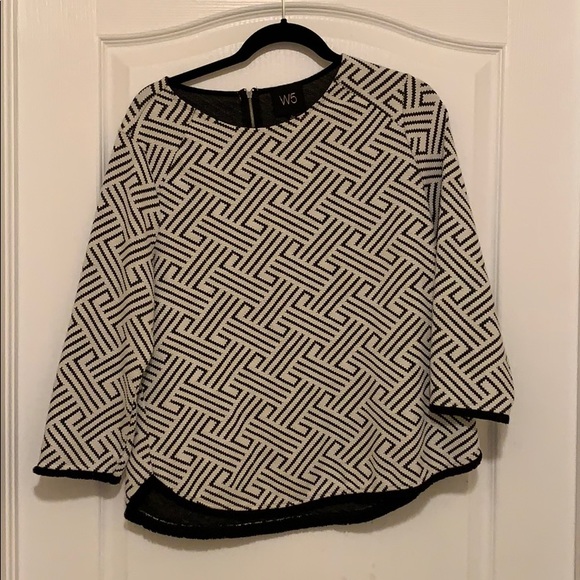 Beautiful geometric top - Picture 1 of 8